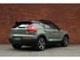 Volvo XC40 Recharge P8 AWD R-Design | Trekhaak | Panoramadak | Harman Kardon | 360 Graden Camera | Verwarmbare Voorstoelen | Apple Carplay | Google Infotainment | Adaptieve Cruise Control