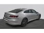 Volkswagen Arteon 1.5 TSI 150 pk TSI DSG Automaat Executive | PDC | Navi | Clima | LED | 19" velgen |