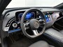 Mercedes-Benz E-klasse 300 e Sport Edition AMG Line | Panorama Schuif-Kanteldak | Distronic | Lederen bekleding | Alarm | Parkeerpakket met 360°-camera | 20 Inch AMG Velgen. Inclusief 24 maanden MB Certified garantie voor Europa.