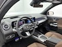 Mercedes-Benz GLB 200 Business Solution AMG 7p. | Premium Plus | Winterpakket | Trekhaak | Head-up display | 360°-camera | Panoramaschuifdak | Derde zitrij | Sierdelen in Star Pattern | GUARD 360 ° Vehicle protection Plus |