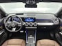 Mercedes-Benz GLB 200 Business Solution AMG 7p. | Premium Plus | Winterpakket | Trekhaak | Head-up display | 360°-camera | Panoramaschuifdak | Derde zitrij | Sierdelen in Star Pattern | GUARD 360 ° Vehicle protection Plus |