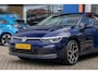 Volkswagen Golf 1.5 eTSI Style | Massage | Stuur+stoel verwarming | Adap cruise | Camera | Apple Carplay/Android Auto | Dodehoekdetectie | Achteruitrijcamera | Apple Carplay/Android Auto|telefoonintegratie premium | Cruise control adaptief