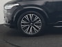 Volvo XC90 T8 Recharge AWD Ultimate Dark Plug In Hybrid Long Range 7 Zits 456pk Dealer O.H PHEV | Luchtvering | Trekhaak Af Fabriek | Panodak | Bowers & Wilkins | 360 Camera | Head Up | Adaptive Cruise | Lederen Sportstoelen Memory & Verwarmd | Keyless | Navigatie | Blis | Virtual