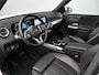 Mercedes-Benz EQB 300 4MATIC AMG Line 7p. 67 kWh Automaat Panoramadak / 19Inch / Led / Stoelverwarming / SOH 96,7%