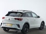 Volkswagen T-Roc R-Line 1.5 TSI 150 PK DSG | LED Matrix IQ | Panoramadak | Keyless | Achteruitrijcamera |