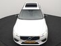 Volvo XC60 Recharge T8 AWD R-Design PHEV 391pk Dealer O.H. | Panodak | Luchtvering | Head Up | Camera | Harman & Kardon | Sportstoelen Memory & Verwarmd | 21"L.M | Apple Carplay | Keyless | Blis | Virtual | Navigatie | DAB | Plug In Hybrid
