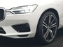Volvo XC60 Recharge T8 AWD R-Design PHEV 391pk Dealer O.H. | Panodak | Luchtvering | Head Up | Camera | Harman & Kardon | Sportstoelen Memory & Verwarmd | 21"L.M | Apple Carplay | Keyless | Blis | Virtual | Navigatie | DAB | Plug In Hybrid