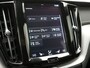 Volvo XC60 Recharge T8 AWD R-Design PHEV 391pk Dealer O.H. | Panodak | Luchtvering | Head Up | Camera | Harman & Kardon | Sportstoelen Memory & Verwarmd | 21"L.M | Apple Carplay | Keyless | Blis | Virtual | Navigatie | DAB | Plug In Hybrid