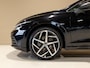 Volkswagen Golf 1.5 TSI / 150pk / Panorama dak / Trekhaak / Elektrische stoelverstelling /
