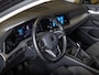 Volkswagen Golf 1.5 TSI / 150pk / Panorama dak / Trekhaak / Elektrische stoelverstelling /