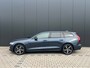 Volvo V60 T6 Plug-in hybrid AWD Plus Dark | Panoramadak | Stoel en stuurwielverwarming | Long Range | Camera | Harman Kardon | Adaptieve Cruise control |