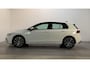Volkswagen Golf 1.5 TSI Life Sfeerverlichting Navigatie Parkeersensoren Adaptive Cruise