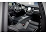 Volvo XC60 2.0 B4 R-Design / Pano / ACC / Trekhaak / Full LED / Memory / 360 cam. / DAB / Leder