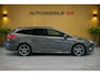 Ford Focus Wagon 1.5 ST-Line Pdc voor en achter! Stoelverwar! Stuurverw! Navi! Camera!