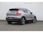 Volvo EX40 252PK Single Motor Extended Range 82 kWh Plus / Lounge Pakket / Extra getint glas / 360 Camera / 20'' velgen / Panoramadak / Zwart dak