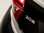 Peugeot 208 1.2 PureTech Sport (APPLE CARPLAY, NAVIGATIE, CLIMATE, PARKEERSENSOREN, SPORTSTOELEN, LM VELGEN, CRUISE, NIEUWE APK, NIEUWSTAAT)