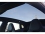 Polestar 4 Long Range Single motor 100 kWh Pilot | Plus | | Adaptive cruise control + Pilot assist | Lane change assist | 360 camera | Harman Kardon Premium Sound | Head-up display | Pixel Led koplampen + adaptief grootlicht | Elektrisch bedienbare achterklep met voetsensor | 12-voudig verstelbare stoelen | Elektrisch verstelbare rugleuning achter | | Stoel + stuurwielverwarming | verwarmde achterbank | 22kw AC Laden | 21" LM |