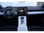 Polestar 4 Long Range Single motor 100 kWh Pilot | Plus | | Adaptive cruise control + Pilot assist | Lane change assist | 360 camera | Harman Kardon Premium Sound | Head-up display | Pixel Led koplampen + adaptief grootlicht | Elektrisch bedienbare achterklep met voetsensor | 12-voudig verstelbare stoelen | Elektrisch verstelbare rugleuning achter | | Stoel + stuurwielverwarming | verwarmde achterbank | 22kw AC Laden | 21" LM |