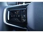Polestar 4 Long Range Single motor 100 kWh Pilot | Plus | | Adaptive cruise control + Pilot assist | Lane change assist | 360 camera | Harman Kardon Premium Sound | Head-up display | Pixel Led koplampen + adaptief grootlicht | Elektrisch bedienbare achterklep met voetsensor | 12-voudig verstelbare stoelen | Elektrisch verstelbare rugleuning achter | | Stoel + stuurwielverwarming | verwarmde achterbank | 22kw AC Laden | 21" LM |