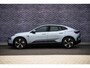 Polestar 4 Long Range Single motor 100 kWh Pilot | Plus | | Adaptive cruise control + Pilot assist | Lane change assist | 360 camera | Harman Kardon Premium Sound | Head-up display | Pixel Led koplampen + adaptief grootlicht | Elektrisch bedienbare achterklep met voetsensor | 12-voudig verstelbare stoelen | Elektrisch verstelbare rugleuning achter | | Stoel + stuurwielverwarming | verwarmde achterbank | 22kw AC Laden | 21" LM |