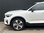 Volvo XC40 2.0 B4 Plus Dark | Trekhaak | Stoel en stuurwielverwarming | 2000kg Trekgewicht | Adaptieve Cruise control | BLIS | Camera |