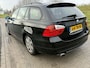 BMW 3-Serie Touring 320i hele nette auto !