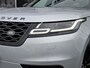 Land Rover Range Rover Velar 2.0 P300 Turbo AWD R-Dynamic SE | Navigatie | LM Velgen 20" | Voorstoelen Verwarmd/Geventileerd | Elektrisch Uitklapbare Trekhaak | PDC Voor en Achter | Cruise Control | Airco |