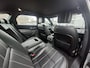 Land Rover Range Rover Velar 2.0 P300 Turbo AWD R-Dynamic SE | Navigatie | LM Velgen 20" | Voorstoelen Verwarmd/Geventileerd | Elektrisch Uitklapbare Trekhaak | PDC Voor en Achter | Cruise Control | Airco |