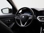 BMW 3-Serie Touring 320i High Executive | Automaat | Navigatie | Climate Control | Stoelverwarming | Parkeersensoren |