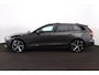 Volvo V60 B4 Plus Dark - Panorama/schuifdak - IntelliSafe Assist & Surround - 360º Camera - Harman/Kardon audio - Adaptieve LED koplampen - Verwarmde voorstoelen, stuur & achterbank - Parkeersensoren voor & achter - Elektr. bedienb. voorstoelen met geheugen - Draadloze tel. lader - Extra getint glas - 19' LMV