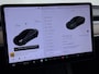 Tesla Model 3 Long Range AWD 75kWh Facelift Warmtepomp Trekhaak SOH 92% AutoPilot Leder Panoramadak Adaptive-Cruise Camera's Elektr.-Stuur+Stoelen+Spiegels+Geheugen+Easy-Entry+Verwarmde stoelen Park assistent Pdc WIFI Lane-Assist Elek.Achterklep Navi LED DAB Voorverwarmen interieur Keyless One-Pedal-Drive 4WD 1e Eigenaar Origineel Nederlandse Auto Fabrieksgarantie op Accu en Motor tot 21-12-2028/192.00km