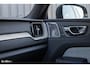 Volvo XC60 2.0 T8 Plug-in hybrid AWD Ultimate Dark Long range | Luchtvering | Bowers&Wilkins | Zwenkbare trekhaak | Panorama dak | Wol interieur |