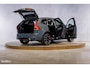 Volvo XC60 2.0 T8 Plug-in hybrid AWD Ultimate Dark Long range | Luchtvering | Bowers&Wilkins | Zwenkbare trekhaak | Panorama dak | Wol interieur |