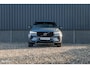 Volvo XC60 2.0 T8 Plug-in hybrid AWD Ultimate Dark Long range | Luchtvering | Bowers&Wilkins | Zwenkbare trekhaak | Panorama dak | Wol interieur |