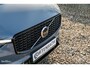 Volvo XC60 2.0 T8 Plug-in hybrid AWD Ultimate Dark Long range | Luchtvering | Bowers&Wilkins | Zwenkbare trekhaak | Panorama dak | Wol interieur |