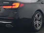 BMW 5-Serie Touring 530e Luxury Line PHEV 293pk Dealer O.H | Trekhaak Af Fabriek | Camera | Comfortstoelen Memory & Verwarmd | Cruise Control | Apple Carplay | Navigatie | Virtual | DAB | 18" L.M | BMW LED |  Plug In Hybrid