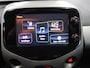 Toyota Aygo 1.0 VVT-i x-play 5-Deurs Airco Camera App connect Navigatie Bluetooth NL-auto NAP Cruise control Boekjes aanwezig 2 sleutels Carplay