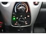 Toyota Aygo 1.0 VVT-i x-play 5-Deurs Airco Camera App connect Navigatie Bluetooth NL-auto NAP Cruise control Boekjes aanwezig 2 sleutels Carplay