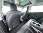 Tesla Model 3 RWD SR plus 325PK LFP Accu Trekhaak AutoPilot Leder Panoramadak Adaptive-Cruise Camera's Elektr.-Stuur+Stoelen+Spiegels+Geheugen+Easy-Entry+Verwarmde stoelen Park assistent Pdc WIFI Lane-Assist Speed-Assist Navi LED DAB Voorverwarmen Keyless One-Pedal-Drive Lmv 18" SOH 89% 1.000KG Trekgewicht 1e Eigenaar Origineel Nederlandse Auto Fabrieks Garantie op Accu en Motor tot 14-12-2028/160.000km