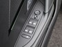 Peugeot e-208 EV GT 350 50 kWh | Achteruitrijcamera | Armsteun voor | Bandenspanningscontrolesysteem