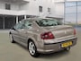 Peugeot 407 2.0-16V XS