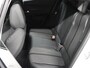 Peugeot e-2008 EV GT 50 kWh 136PK | SOH 99% | 3 FASE | AppleCarplay/Android Auto | Schuifkanteldak | Stof/LEER | 18"LMV | Camera | AUTOMAAT | Keyless | Cruise Control | Climate Control | Camera | FULL LED | Sfeerverlichting | Isofix | Privacy Glass |
