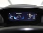 Peugeot e-2008 EV GT 50 kWh 136PK | 3 FASE | AppleCarplay/Android Auto | Schuifkanteldak | Stof/LEER | 18"LMV | Camera | AUTOMAAT | Keyless | Cruise Control | Climate Control | Camera | FULL LED | Sfeerverlichting | Isofix | Privacy Glass |