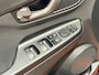 Hyundai Kona 1.0T Premium | Elektrisch verstelbare stoel | Stoelverwarming + verkoeling | Rijklaarprijs !