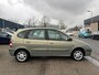 Renault Scenic 1.6-16V Expression | Automaat | Clima | Trekhaak |LM Velgen | NAP | Radio |