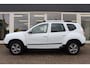 Dacia Duster 1.2 TCe 4x2 Lauréate, Cruise Control, Airco, PDC A, Trekhaak, Prijs Is Rijklaar Inclusief 6 Maanden Garantie