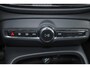 Volvo XC40 B3 Plus Black Edition - IntelliSafe Assist & Surround - 360º Camera - Harman/Kardon audio - Verwarmde voorstoelen & stuur - Parkeersensoren voor & achter - Elektr. bedienb. voorstoelen met geheugen links - Draadloze tel. lader - Extra getint glas - 20' LMV