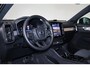 Volvo XC40 B3 Plus Black Edition - IntelliSafe Assist & Surround - 360º Camera - Harman/Kardon audio - Verwarmde voorstoelen & stuur - Parkeersensoren voor & achter - Elektr. bedienb. voorstoelen met geheugen links - Draadloze tel. lader - Extra getint glas - 20' LMV