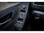 Volkswagen Golf 1.2 TSI Highline Automaat | Navigatie | Cruise control | Airco |