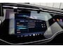 Mercedes-Benz E-klasse 300e Exclusive Line | 313PK | Hyperscreen | Massage | Achterasbesturing | Luchtvering | Head-up | Burmester 4D | Digital-light | 2023.